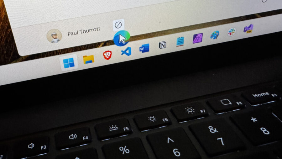 Drag and drop an app shortcut from Start to the Taskbar