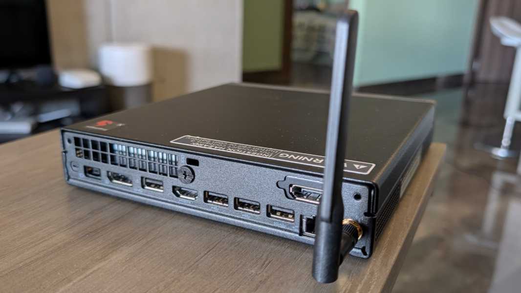 Deep Secure Rear Port neo-rear-ports - Thurrott.com