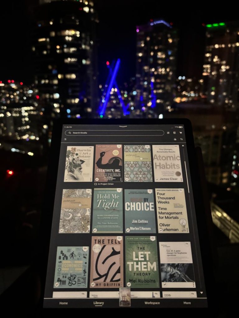 Kindle Scribe Colorsoft dark mode