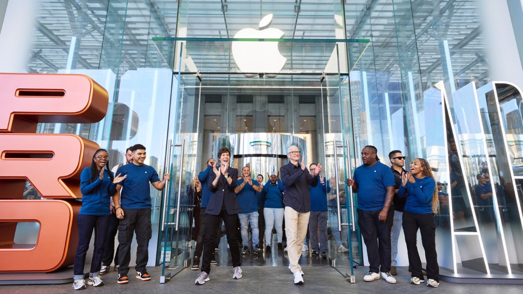 iPhone launch Apple Store Tim Cook