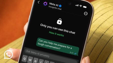 WhatsApp Meta AI chatbot