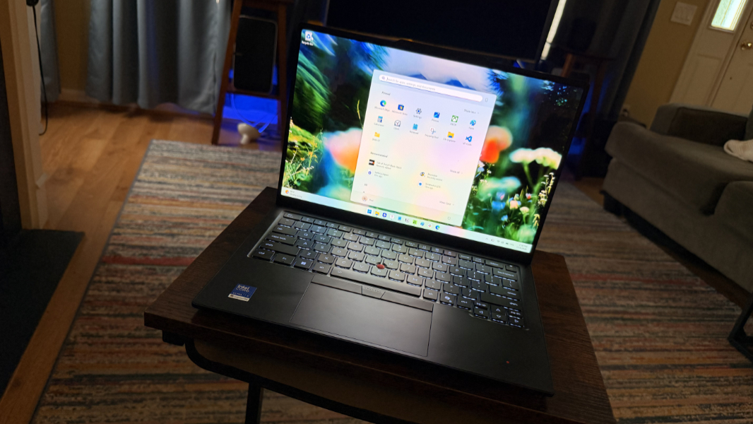 Lenovo ThinkPad X1 Carbon Gen 14 Aura Edition Review: Panther Lake Perfection